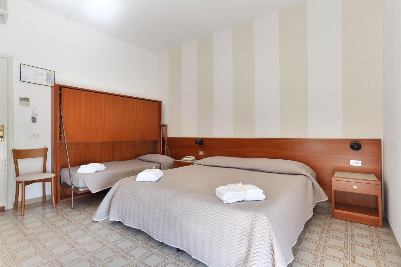 לידו די קאמאיורה Hotel Brunella מראה חיצוני תמונה