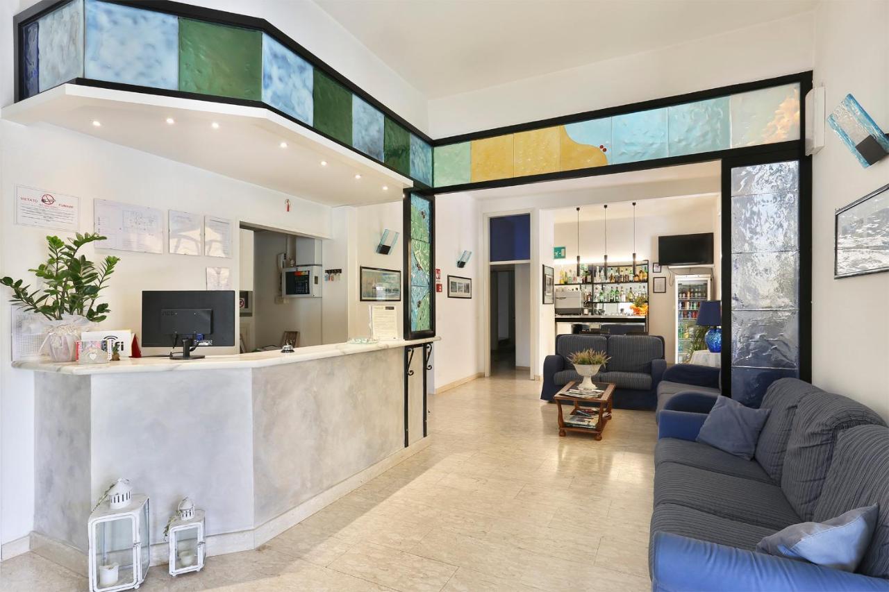 לידו די קאמאיורה Hotel Brunella מראה חיצוני תמונה