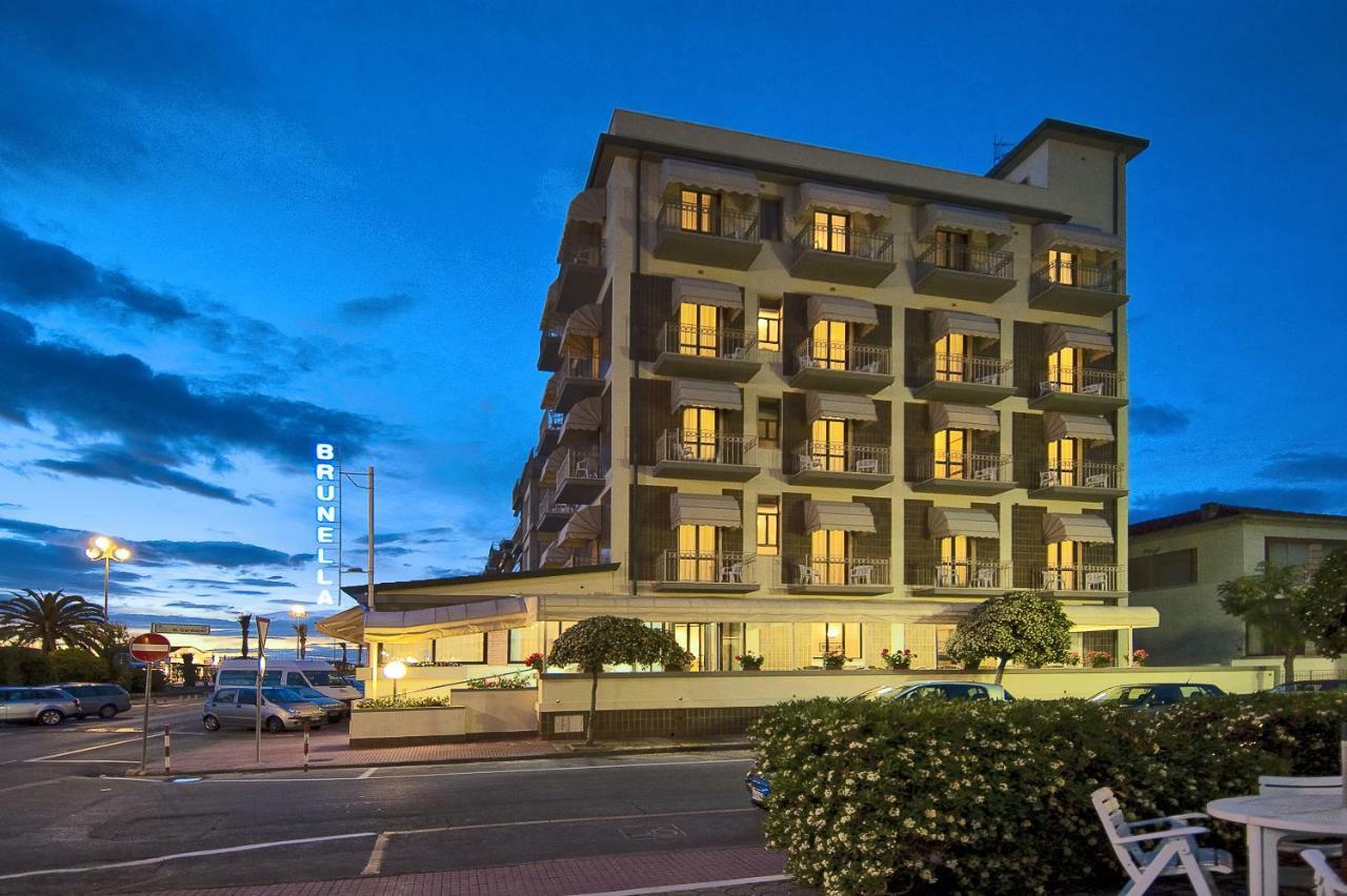 לידו די קאמאיורה Hotel Brunella מראה חיצוני תמונה