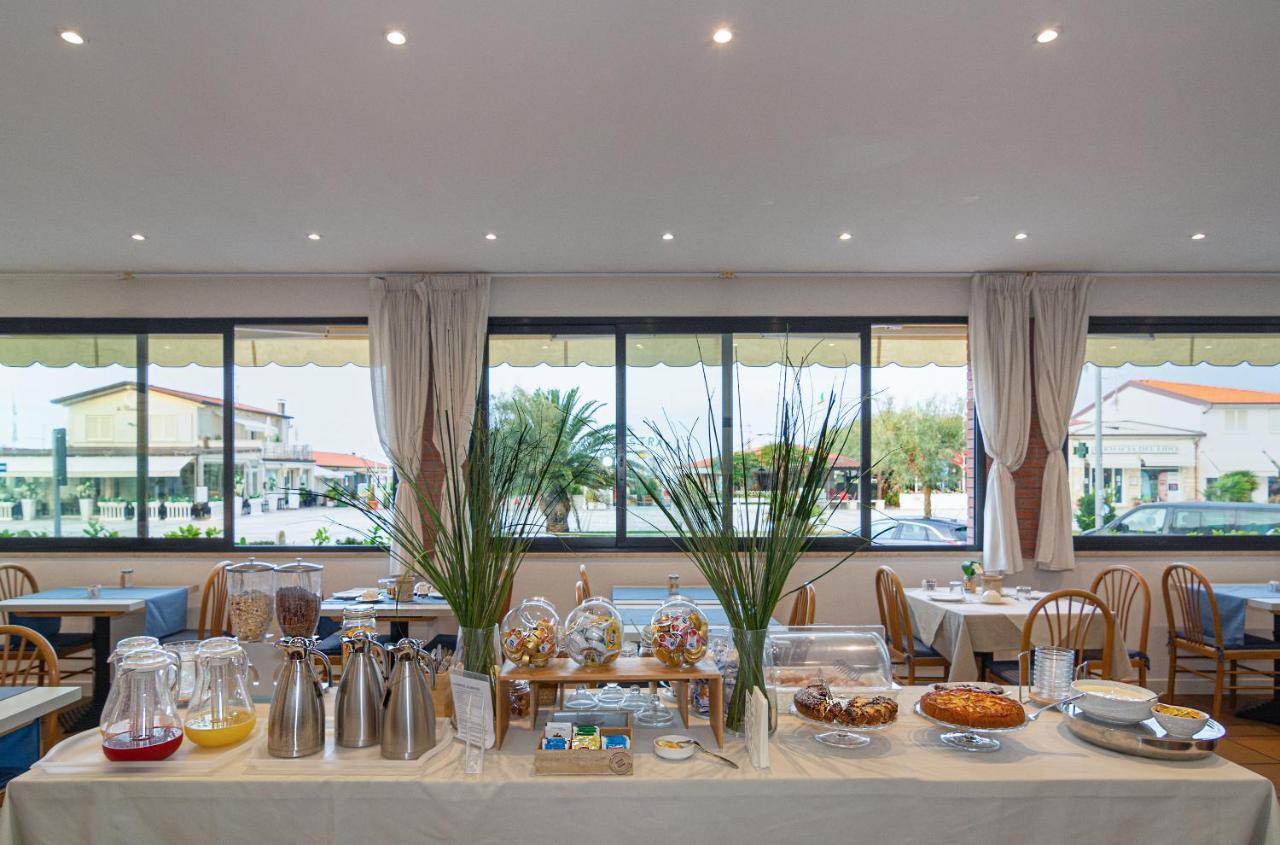 לידו די קאמאיורה Hotel Brunella מראה חיצוני תמונה